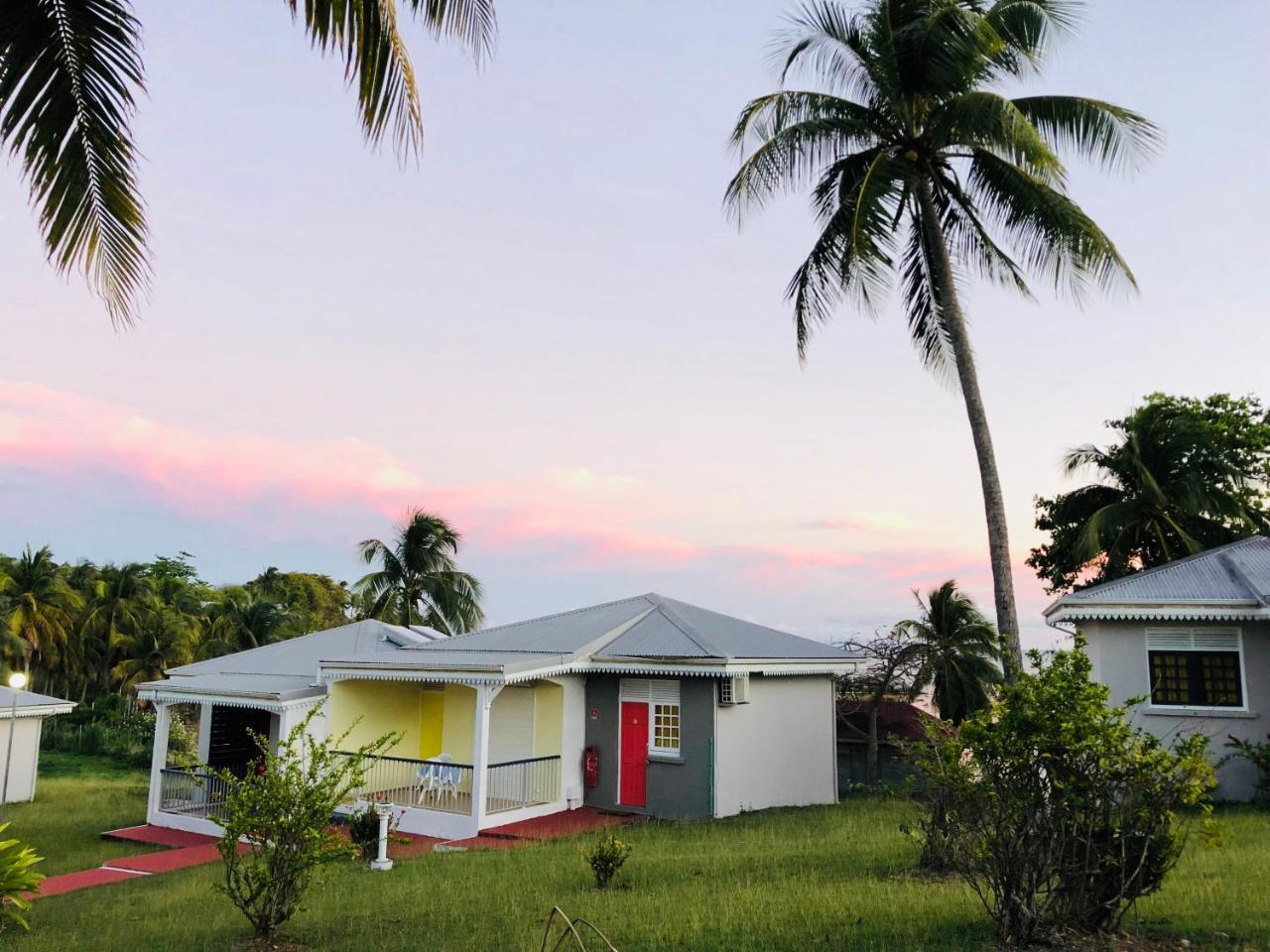 Bed and Breakfast Le Gligli Le Gosier  Exterior foto